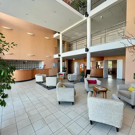 Domitys Le Clos Du Cedre Aparthotel