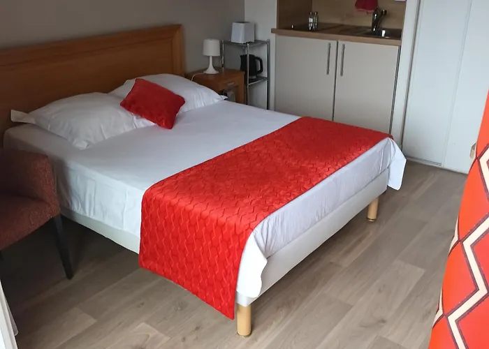 Domitys Le Clos Du Cedre 3*