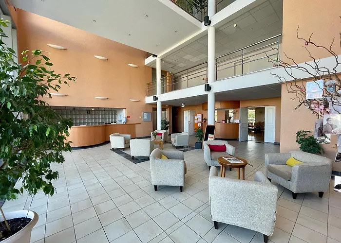 Domitys Le Clos Du Cedre Aparthotel