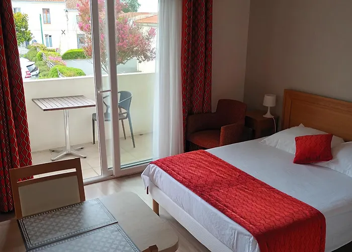 Domitys Le Clos Du Cedre Aparthotel 3*